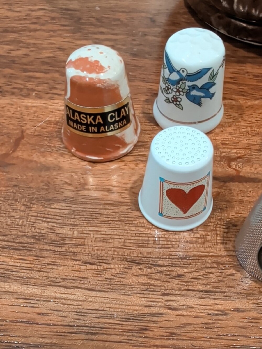 Assorted Collectible Thimble Set - Ceramic & Metal - Picture 2 of 14